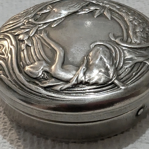 Antique Art Nouveau Sterling Silver Lady & Bird Pill/Trinket Box - Picture 7 of 9